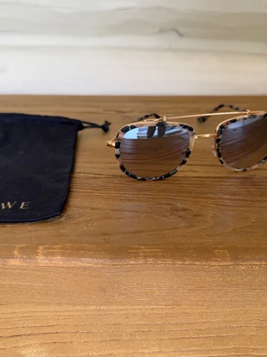 Krewe Sunnies - Picture 6 of 6